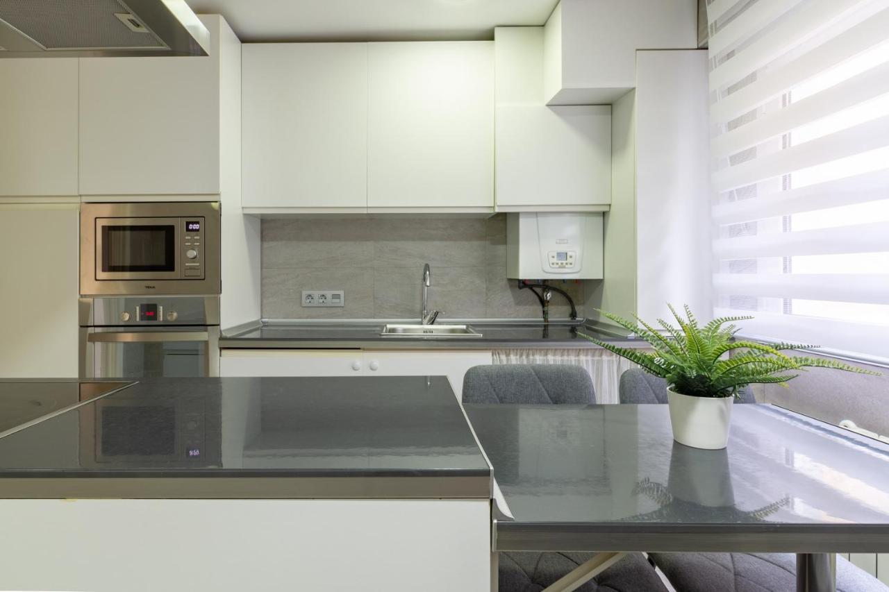 Ah King Size Apartment Vut5461As Oviedo Exterior photo